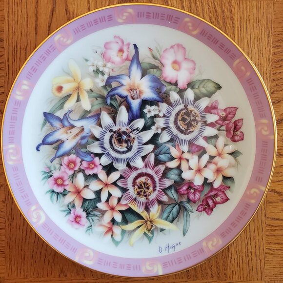 VTG Decorative Plate. "The Flowers of Brazil" 1990. The Danbury Mint - Picture 1 of 3
